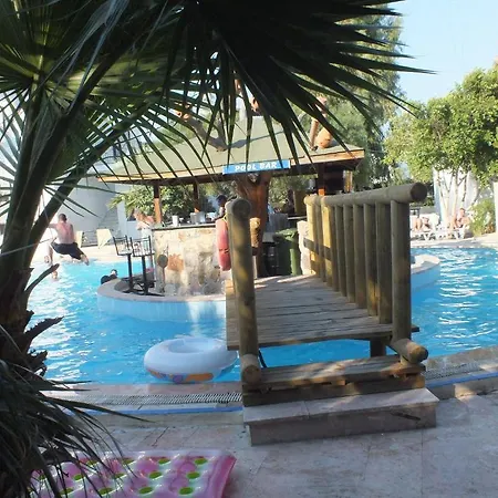 酒店 Summer Sun Beach 4*